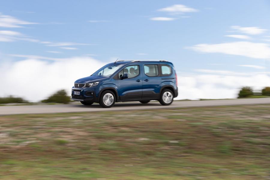  Peugeot Rifter 2018 года  (WW) (фото 37 из 43)